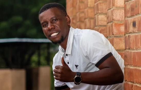 Praise Dumi Dhlakama